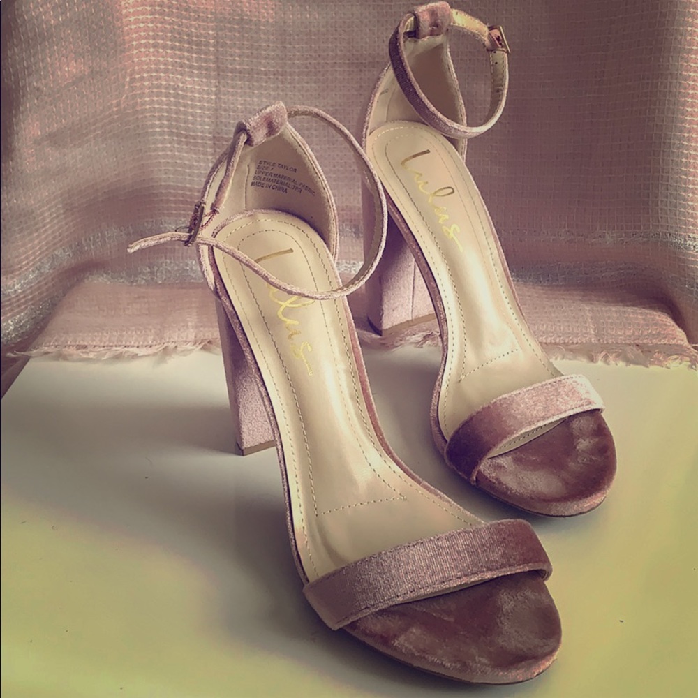 Lulu’s Velvet Pink High Heels